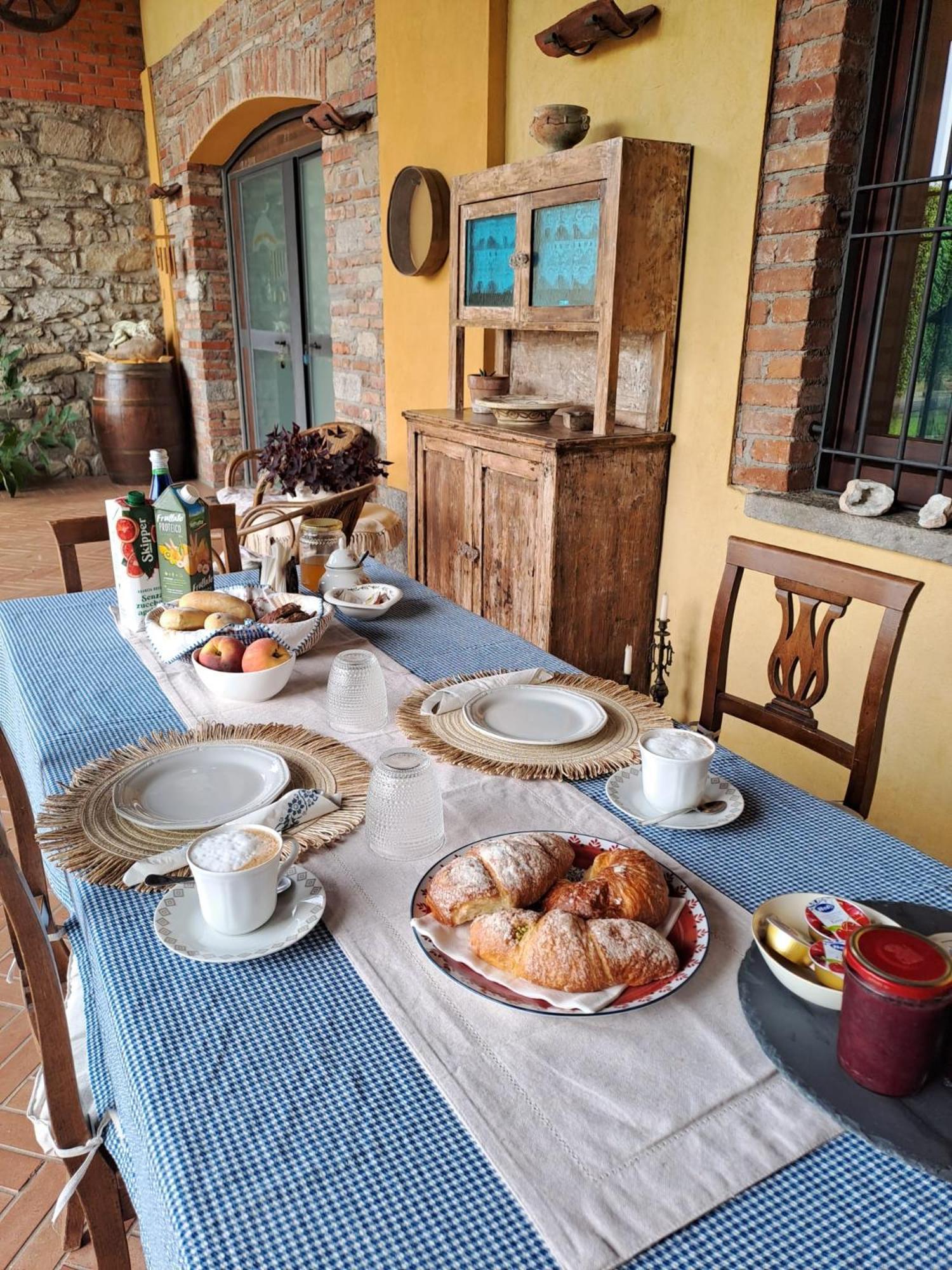 Casale Litta B&B Al Castello מראה חיצוני תמונה